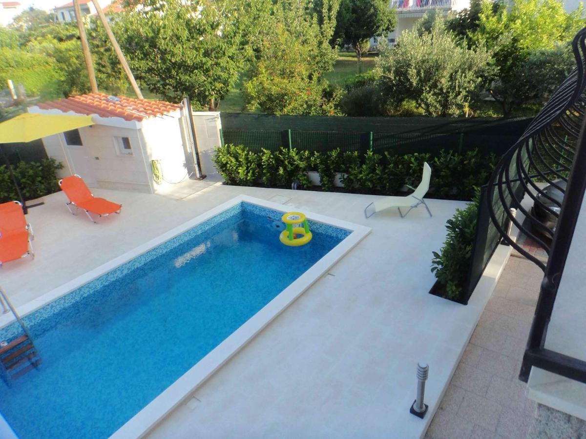 Charming Flat In Kastel Stafilic With Shared Pool 27 M² Apartment Kaštela Exterior foto