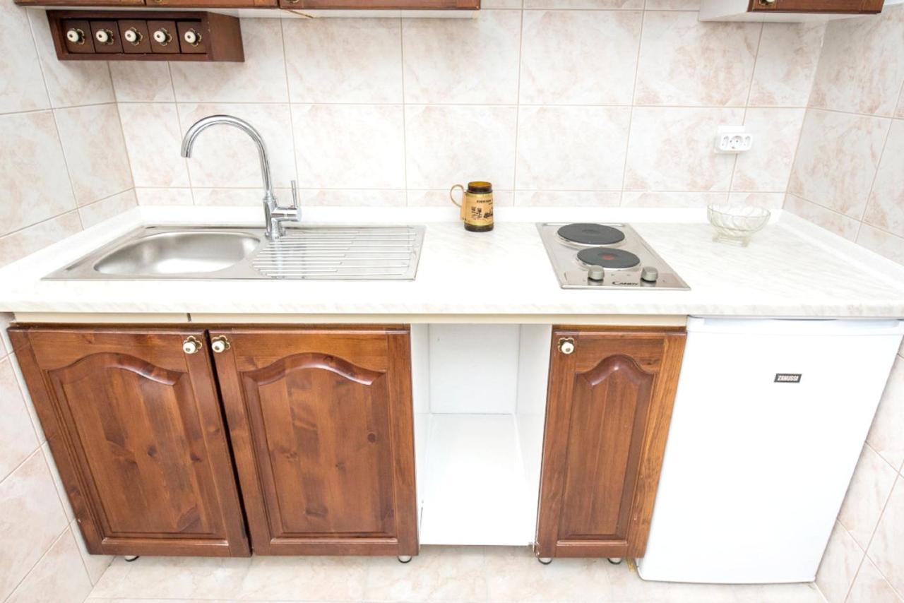 Charming Flat In Kastel Stafilic With Shared Pool 27 M² Apartment Kaštela Exterior foto